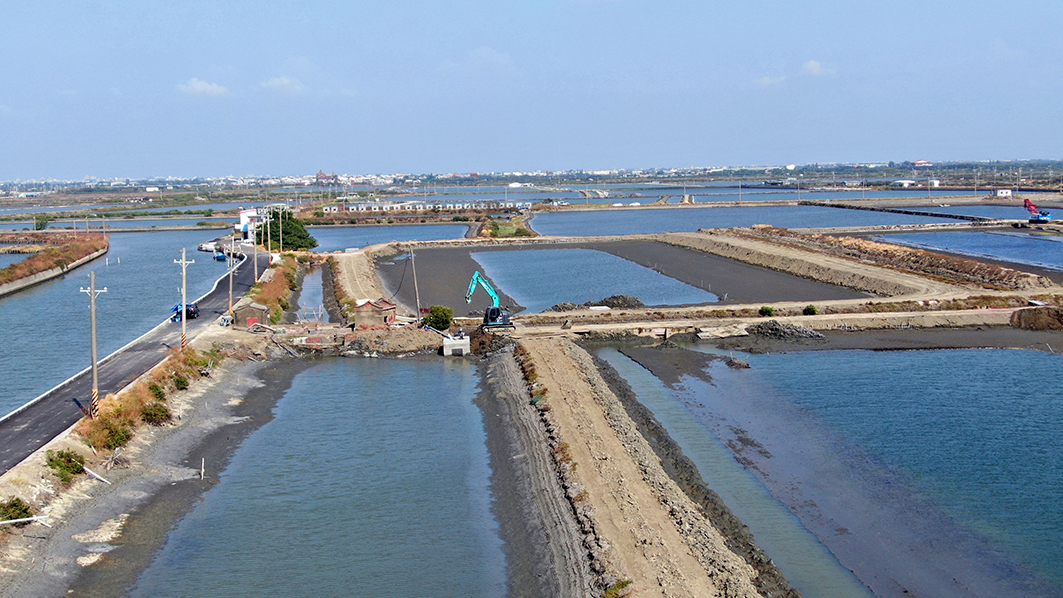 台灣台南 七股太陽能發電系統防洪排水工程
