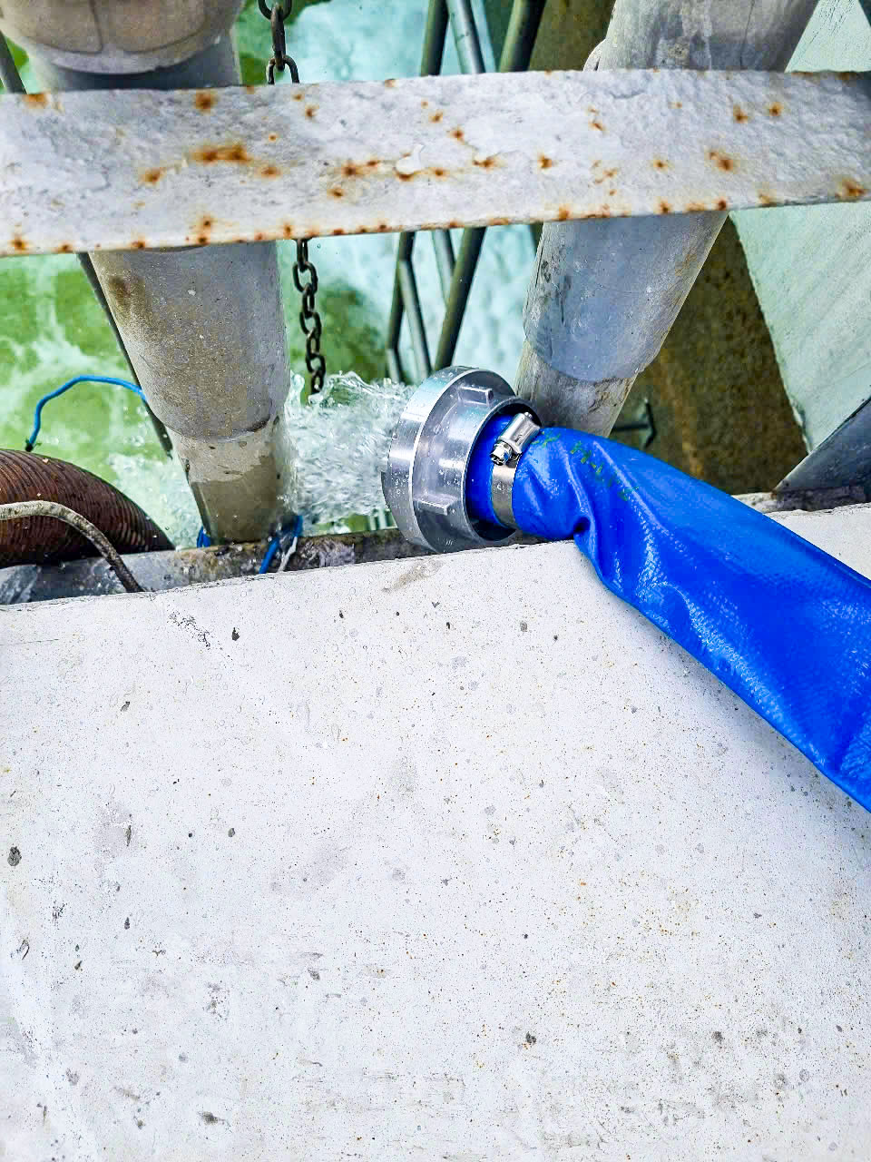 越南胡志明市 養樂多工廠廢水儲槽低水位排水