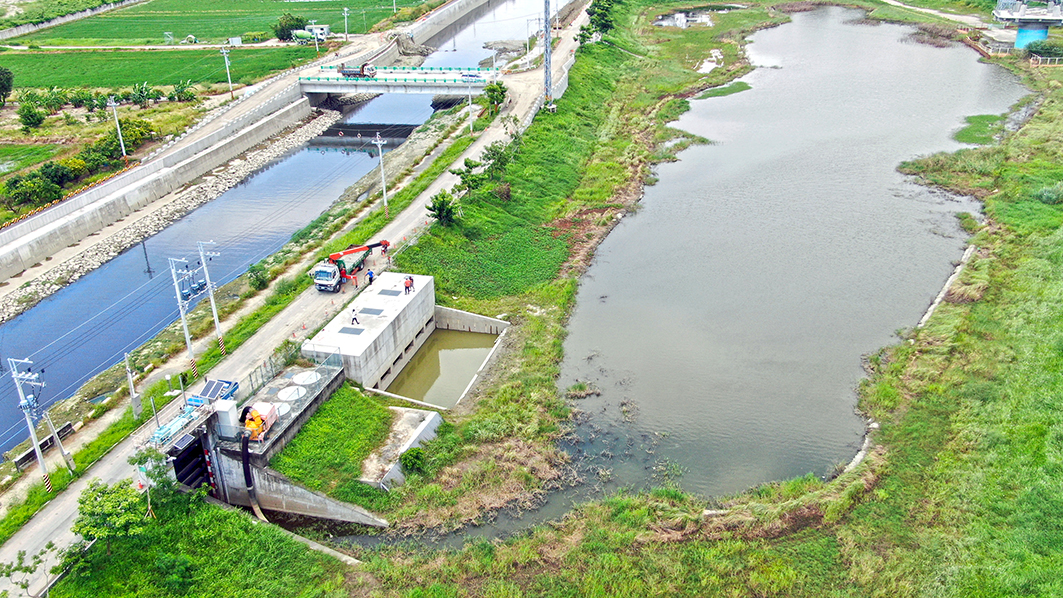 台灣台南 三爺溪萬代橋至塗庫仔排水護岸整治工程 台灣台南 三爺溪萬代橋至塗庫仔排水護岸整治工程